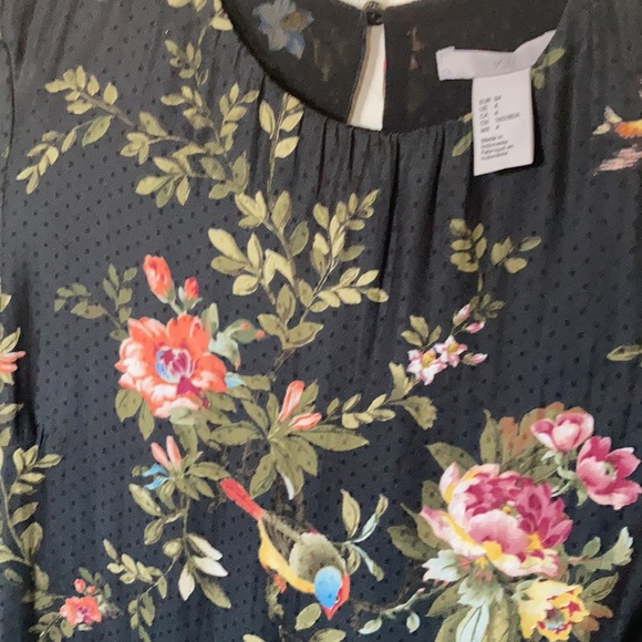 H & M dress - Picture 7 of 7